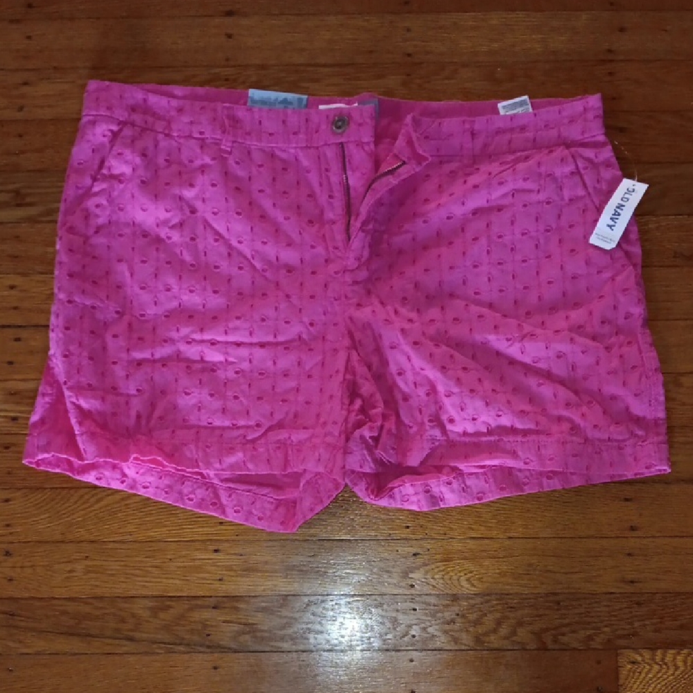 Old Navy Pink Eyelet Cotton Bermuda Shorts